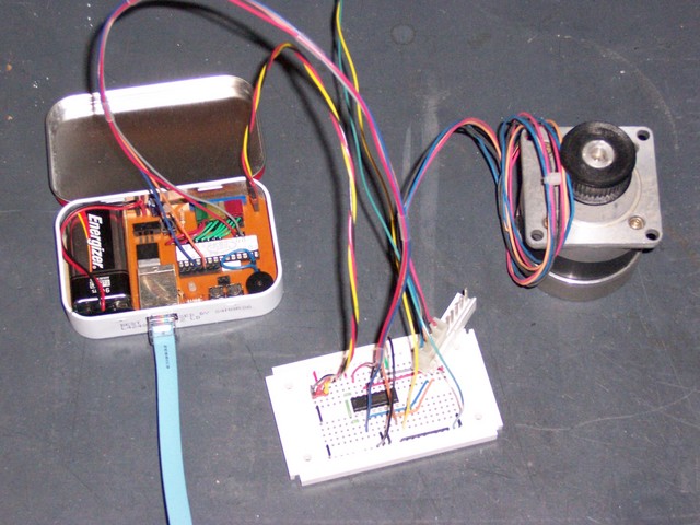 Stepper Motor with LogoChip Controller and 754410 Driver